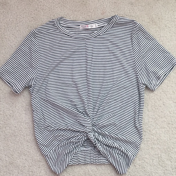 *4/$24* F21Striped Knotted Front Tee - Picture 2 of 4